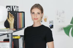 Simone Züger, Designerin und Art Direktorin mit Studio in Zürich. Foto: Christine Benz Photography 