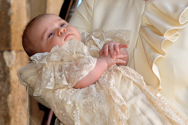 Prinz George bei seiner Taufe: Bei Königskindern ist die Namenswahl einfach. Foto: Keystone