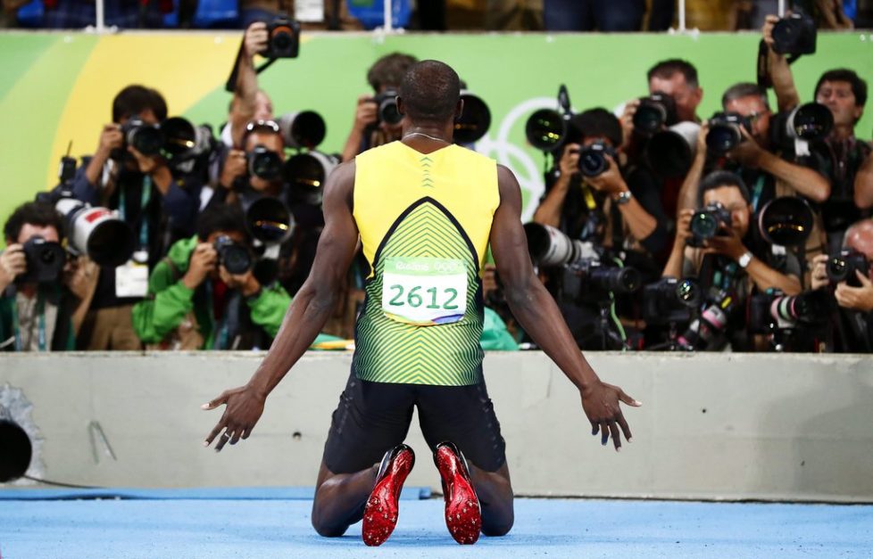 Was will man mehr: Der Jamaikaner Usain Bolt ist und bleibt der schnellste Mensch – hier nach dem Sieg über 200 Meter in Rio. Foto: Diego Azubel (Keystone)