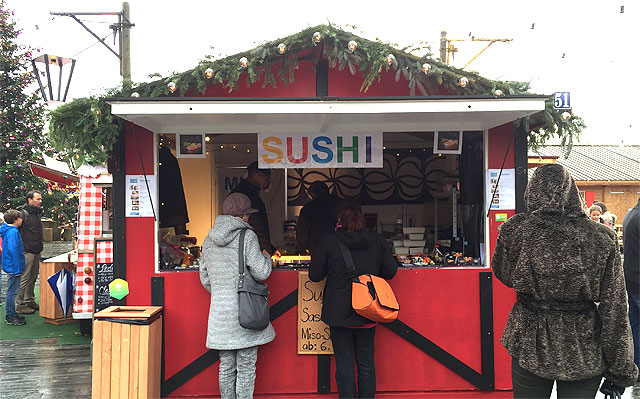 Weihnachts-Sushi gibts nur an einem Zürcher Weihnachtsmarkt. Und in Tokio vielleicht.