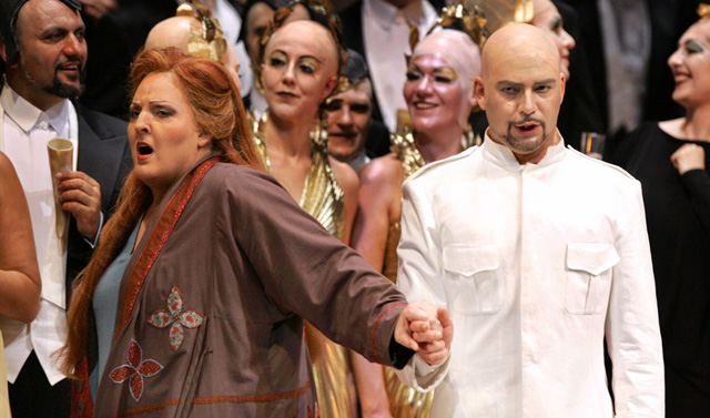 Noch ist das Ende nicht da: Linda Watson singt in Bayreuth die Brünnhilde, 13. Juli 2006. (Keystone/Eckehard Schulz)