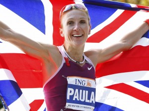 Paula Radcliffe nach dem Gewinn des New York City Marathon 2008.