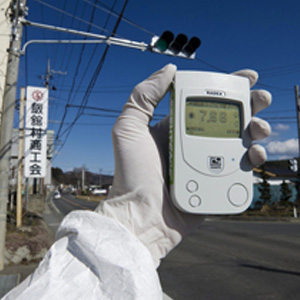 Plötzlich ist die Klimaerwärmung kein Thema mehr: Mit dem Geiger-Zähler in Fukushima unterwegs.
