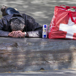 Ein obdachloser Mann in Genf. (Foto: Keystone)
