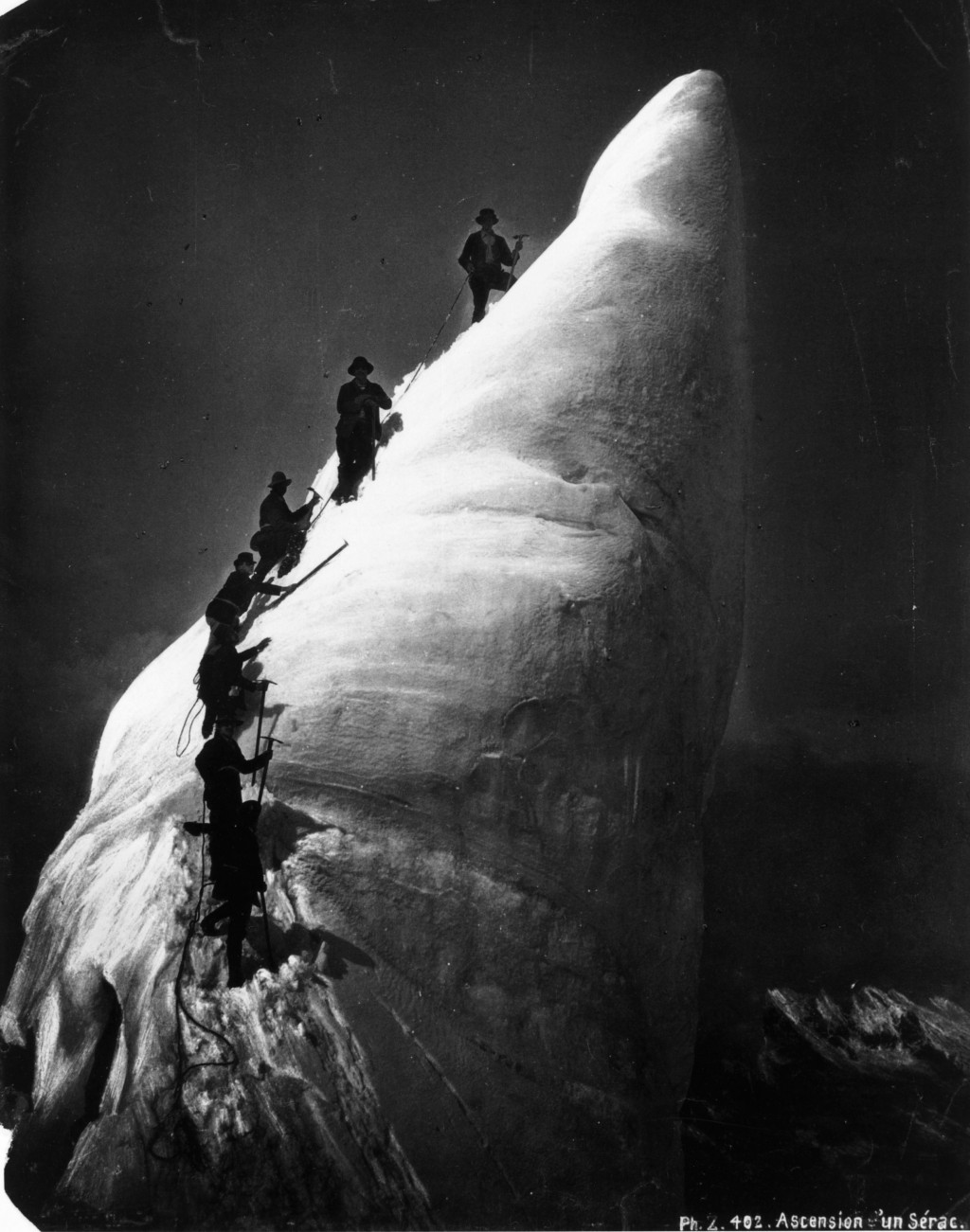 Alpine mountaineers tackling a peak or serac.   (Photo by Hulton Archive/Getty Images)