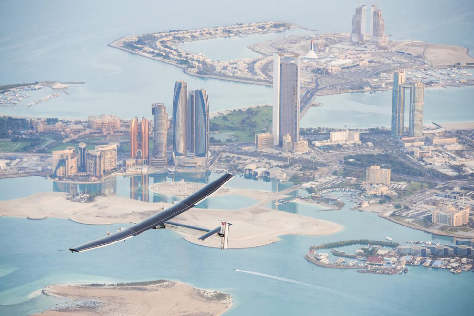 JAHRESRUECKBLICK 2015 - FEBRUAR - epa04638113 A handout photo made available by the Solar Impulse showing the Solar Impulse 2 during the first test flight in Abu Dhabi, UAE, 26 February 2015. Solar Impulse 2 successfully accomplished the first test flight since the reassembly with the test pilot Markus Scherdel at the controls. Solar Impulse 2, the only solar single-seater airplane able to fly day and night without a drop of fuel, will attempt the First Round-The-World Solar Flight in early March 2015, departing from Abu Dhabi. Swiss founders and pilots, Bertrand Piccard and Andre Borschberg, will take turns flying Solar Impulse 2 over the Arabian Sea, to India, Myanmar, China, then across the Pacific Ocean, to the United States, and over the Atlantic Ocean to Southern Europe or Northern Africa before finishing the journey by returning to the initial departure point. EPA/OLGA STEFATOU / SOLAR IMPULSE/HAND HANDOUT EDITORIAL USE ONLY/NO SALES
