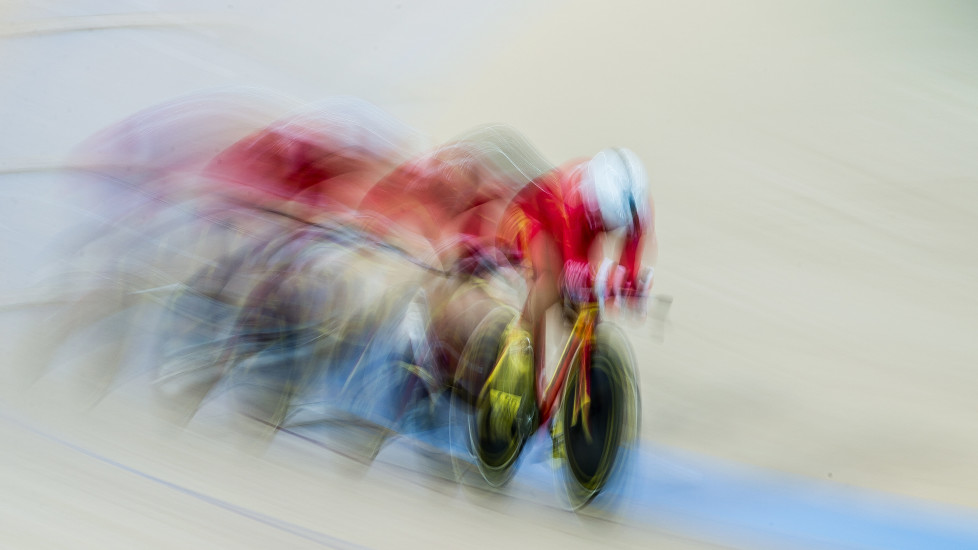 HONG KONG - JANUARY 16: Dong Yan Huang, Yali Jing, Menglu Ma, Baofang Zhao of China compete during the Women«s team pursuit first round as part of the UCI Track World Cycling on January 16, 2016 in Hong Kong, Hong Kong. (Photo by Aitor Colomer/Power Sport Images/Getty Images)