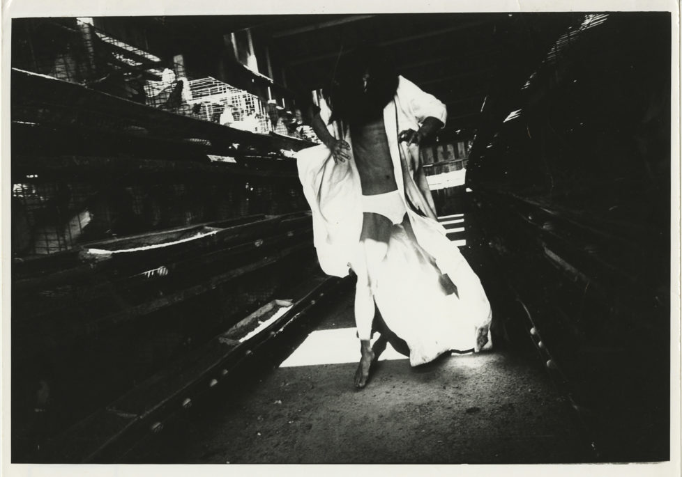 ** Provoke - Zwischen Protest und Performance Fotografie in Japan 1960 - 1975 ** Fotosmuseum Winterthur 28.5 - 28.8.2016 Yutaka Takanashi, Ohne Titel (Tatsumi Hijikata), 1969 (c) Yutaka Takanshi / Taka Ishii Gallery