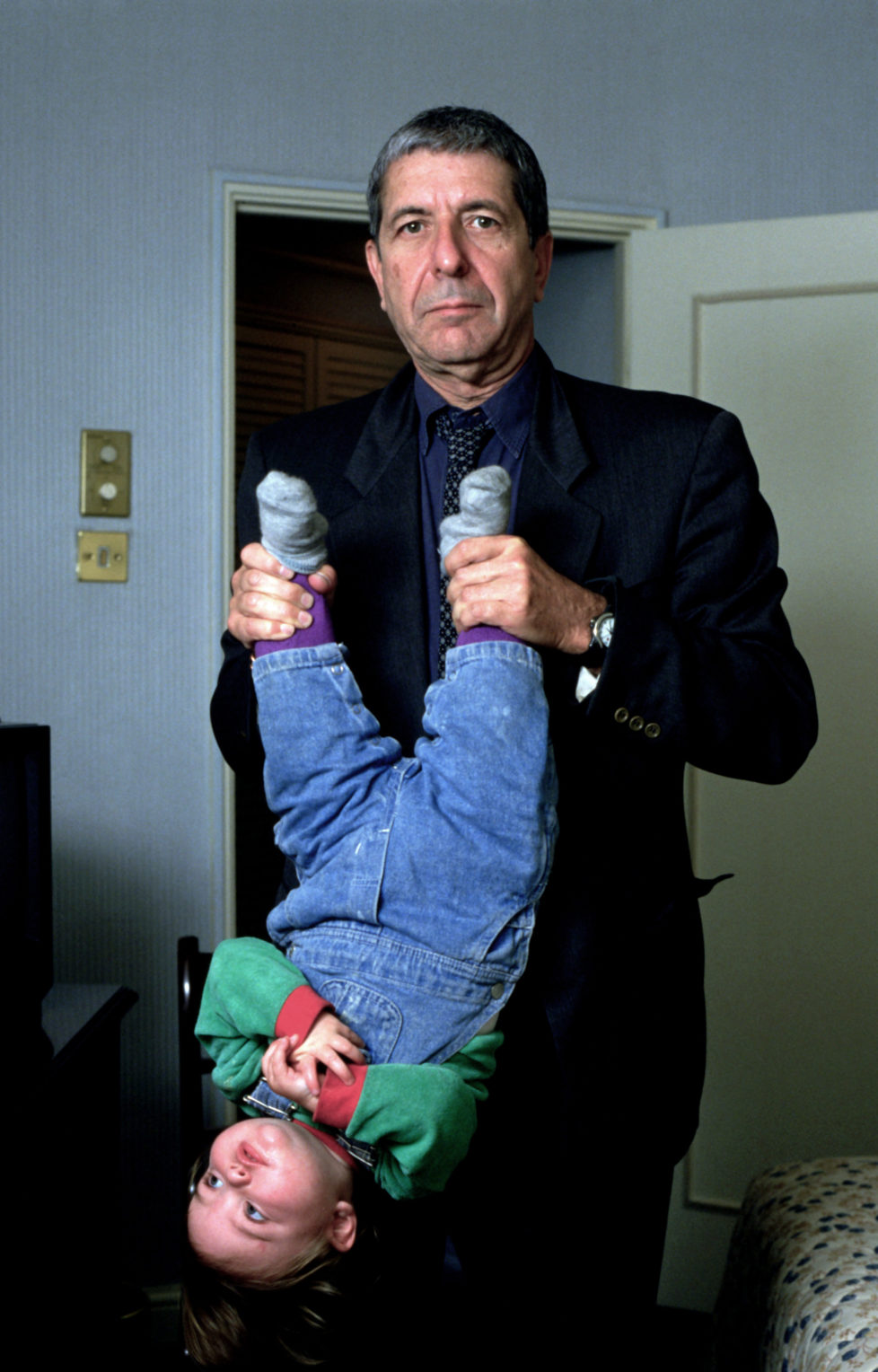 Portrait of Leonard Cohen photographed in the mid 1990's.; (Photo by JA Barratt/Photoshot/Getty Images)
