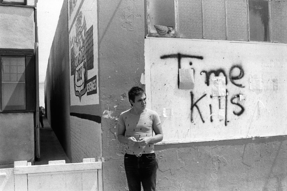** Bildseite 06.12.2016 ** Chris Burden (1946–2015), vor seinem Atelier, Ocean Front, Venice/Kalifornien, 1973